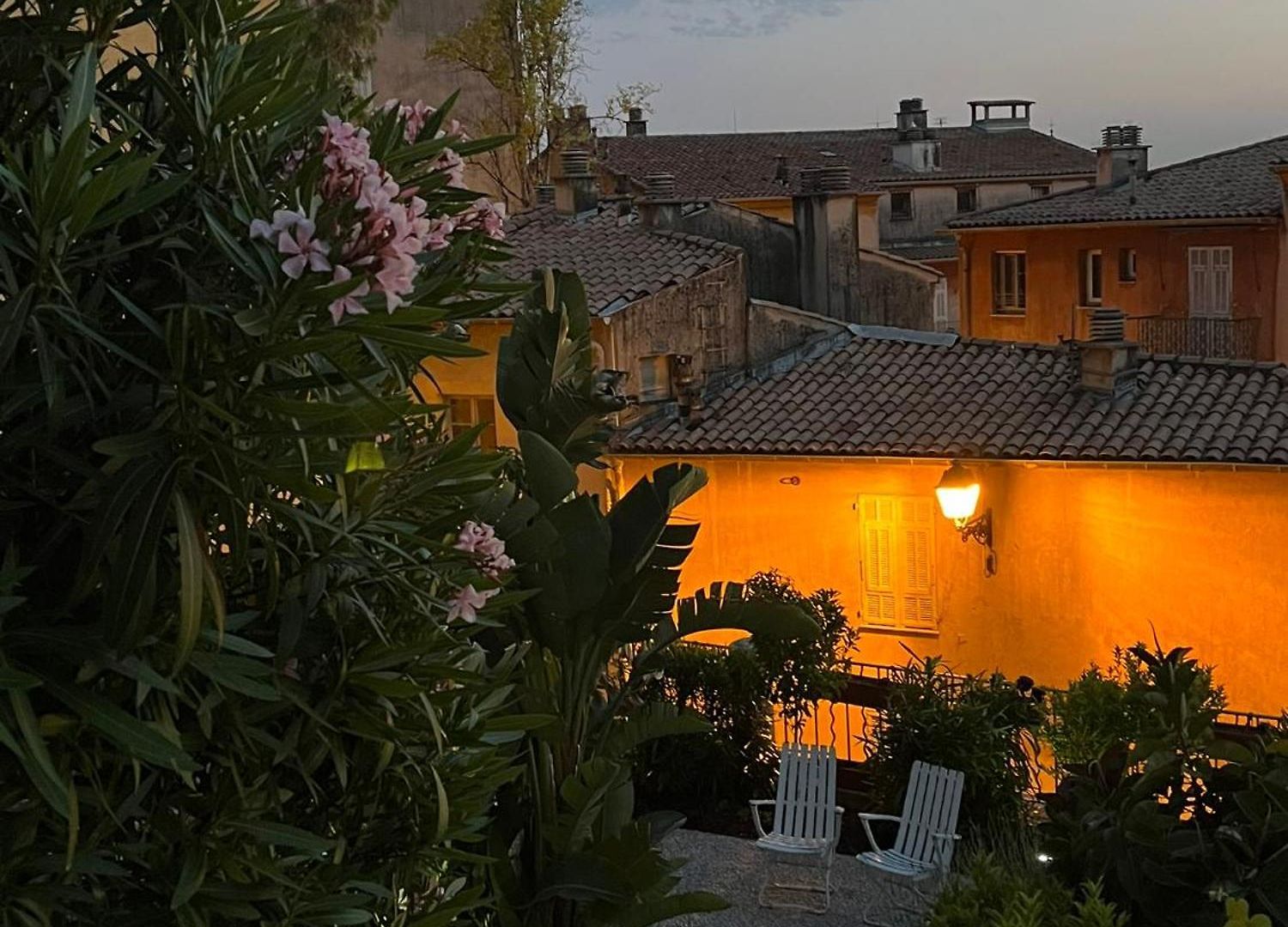 Apartment Lovely In Vieux-nice With Terrace, Garden And Ac - 10 Min To Beaches And Promenade Des *