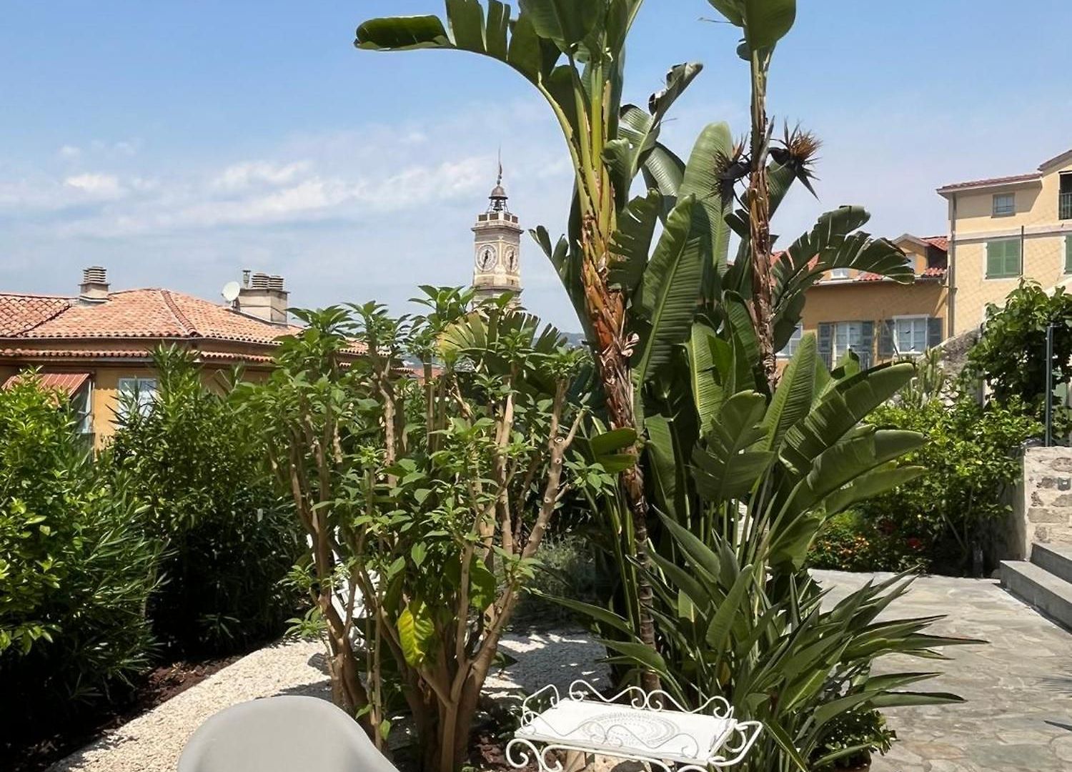 Unique Dans Le Vieux-nice! Avec Jardin Et Terrasse