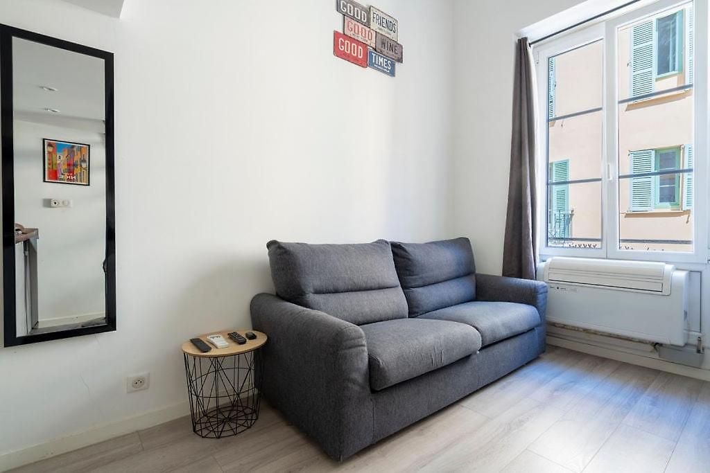 Unique 2 Biens En 1, Clim, Moderne, A 300m Apartment *