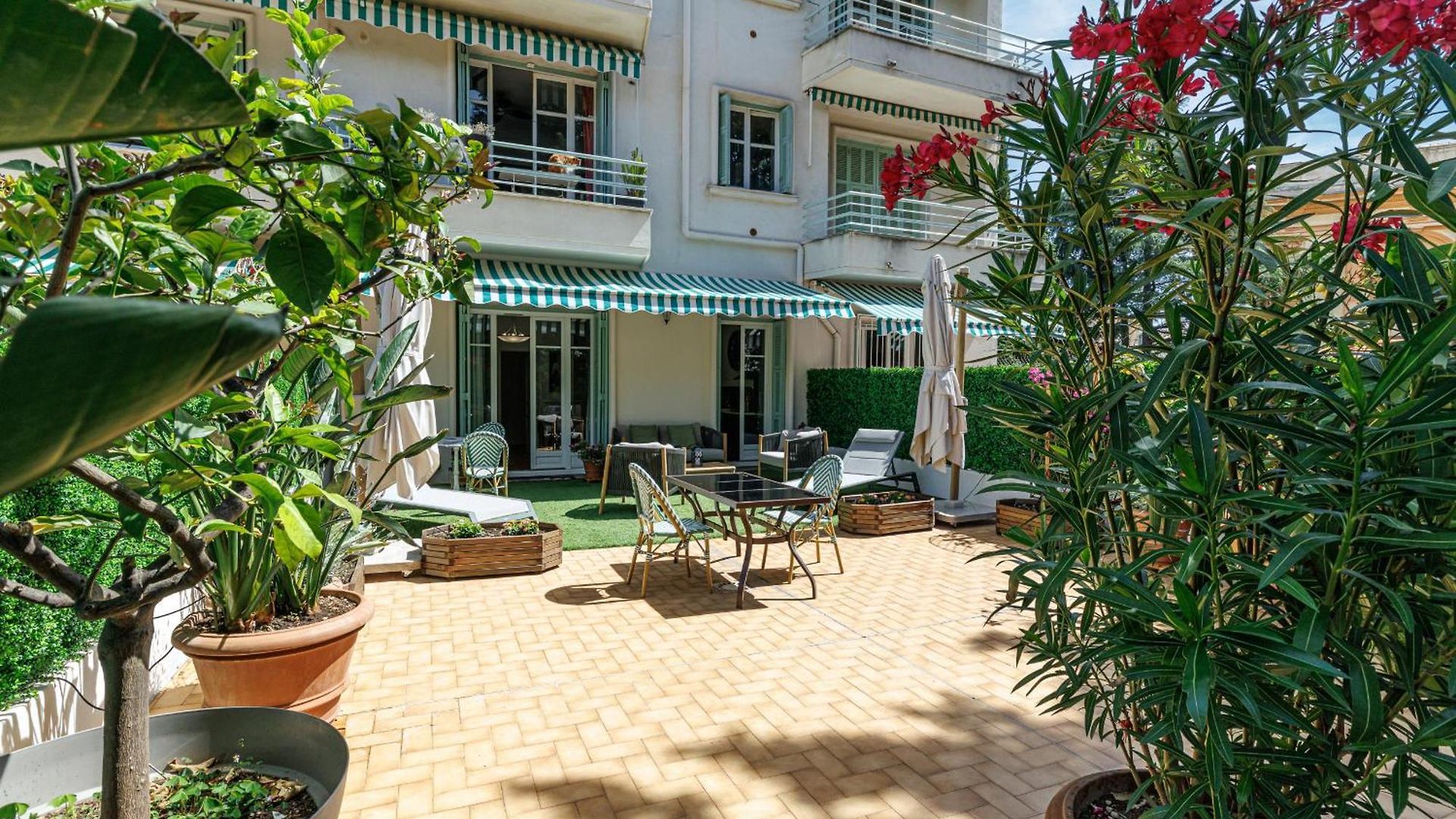 Peaceful 1 Bdr & Large Sunny Terrace - Bail Mobilite Apartment *