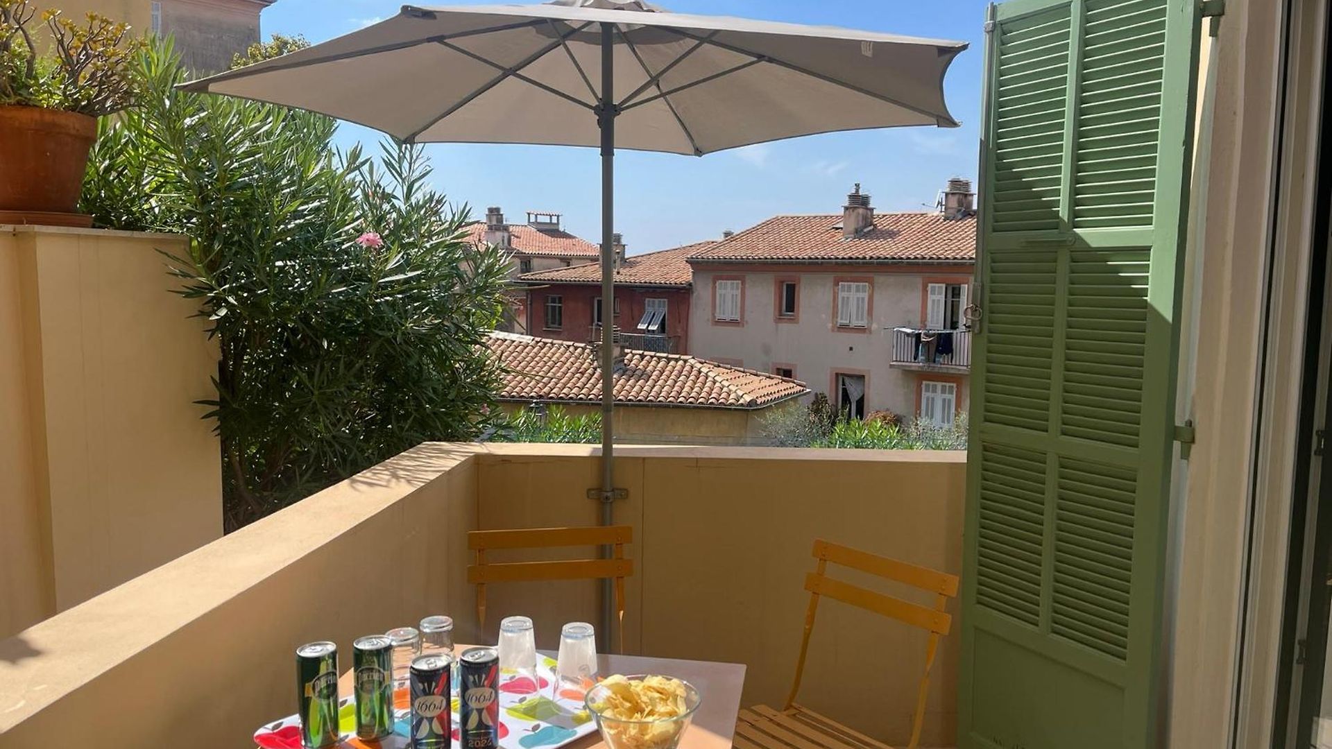 Lovely In Vieux-nice With Terrace, Garden And Ac - 10 Min To Beaches And Promenade Des Apartment