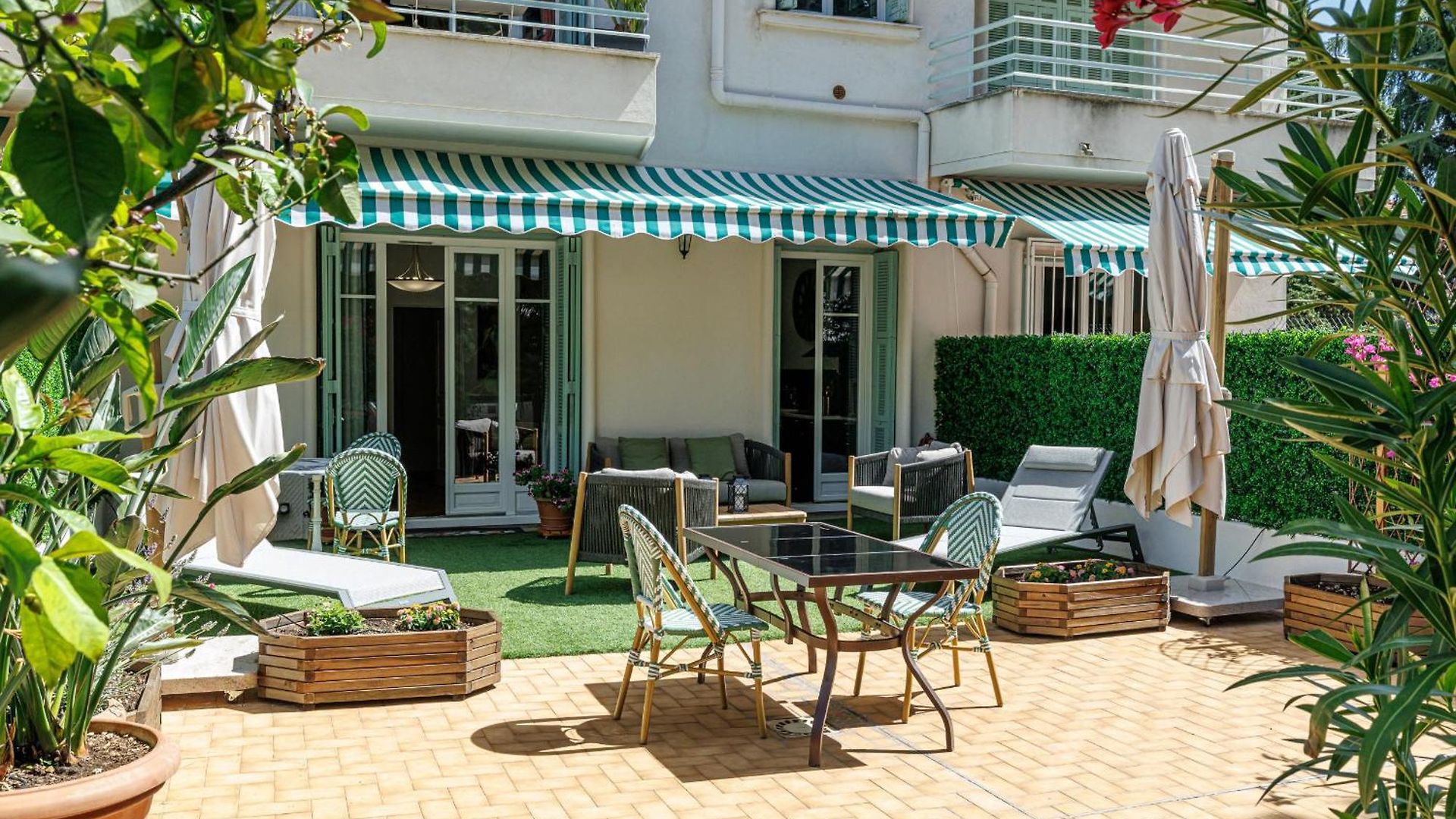 Peaceful 1 Bdr & Large Sunny Terrace - Bail Mobilite Apartment