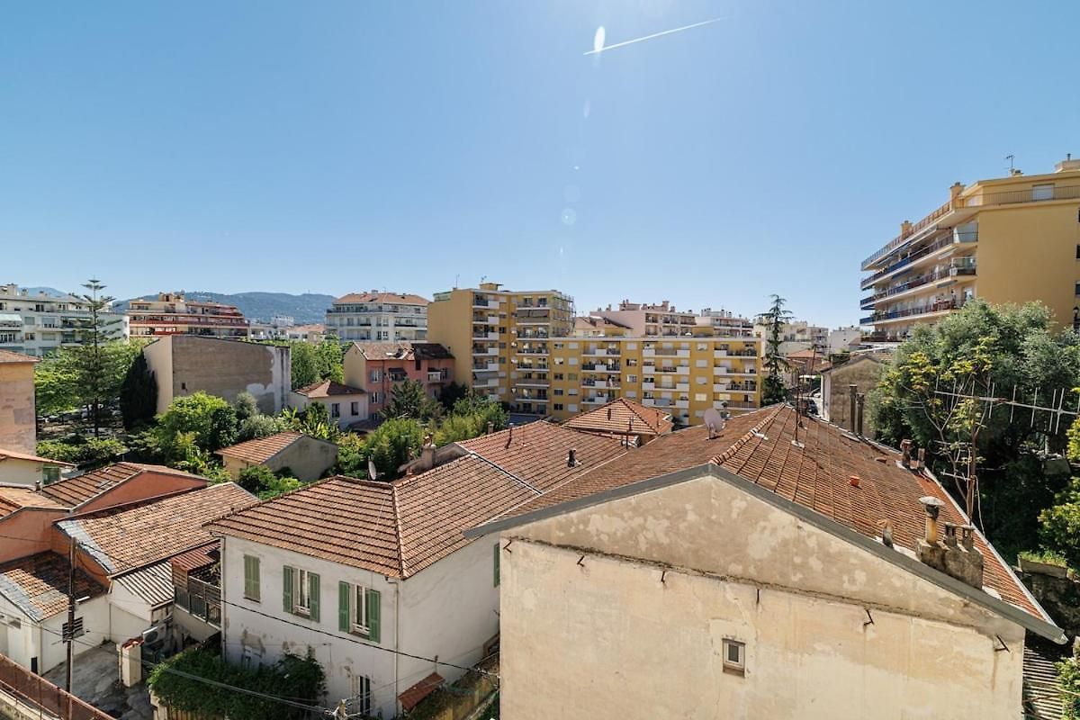 Spacieux T3 Avec Balcon Confort Et Convivialite