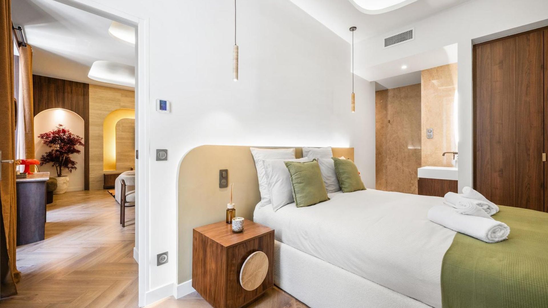 Luxueux, Equipe En Plein Coeur De Ac-parking - 4 Apartment