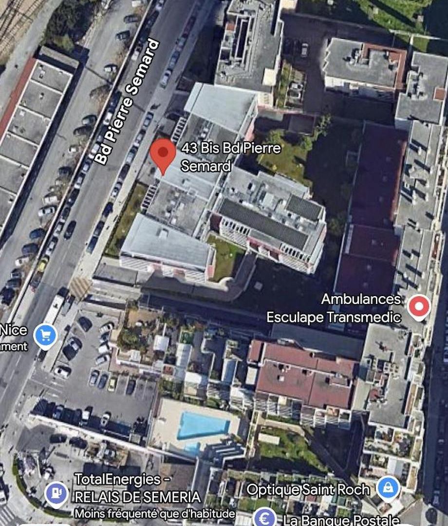 Moderne Avec Terrasse, Parking Et Clim