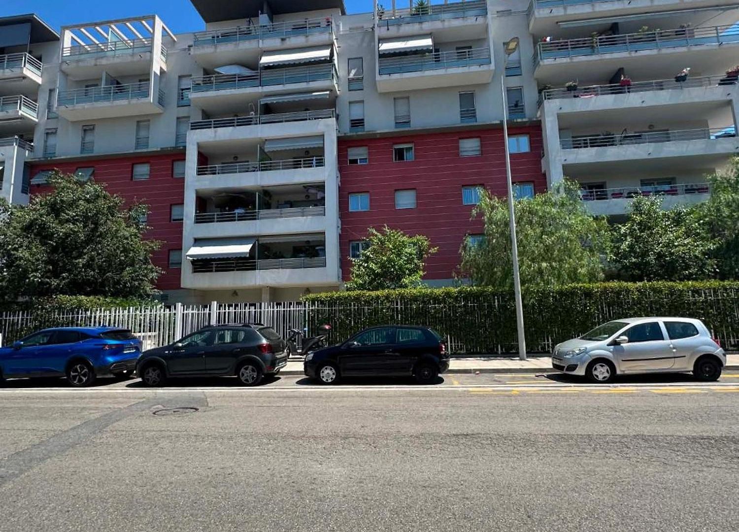 Apartment Moderne Avec Terrasse, Parking Et Clim Nice