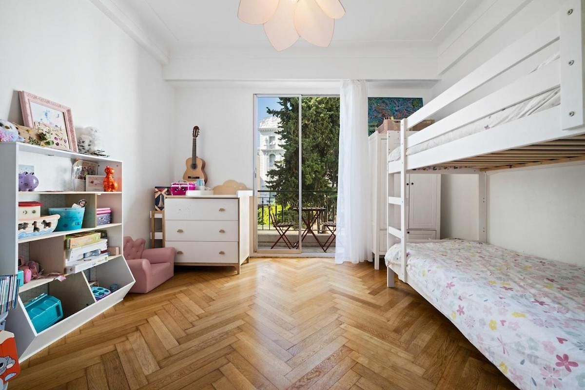 Apartment 110 M2 Family, 3 Bedrooms Ac And Terrace 8 Min Away Nice