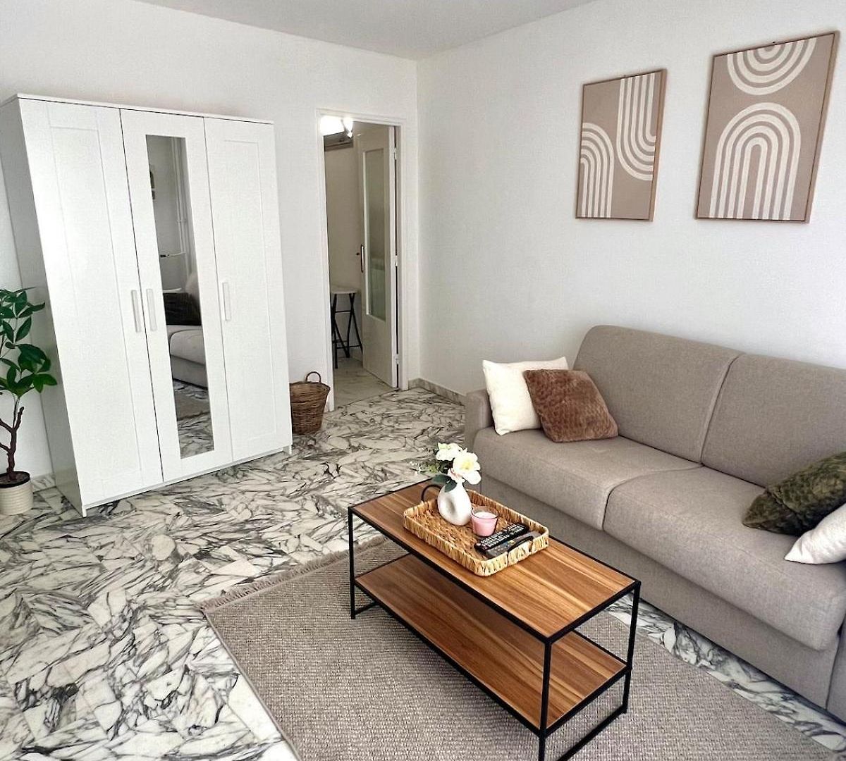 Apartment Lumineux, 5 Min De La Plage, 2 Personnes, Calme Nice