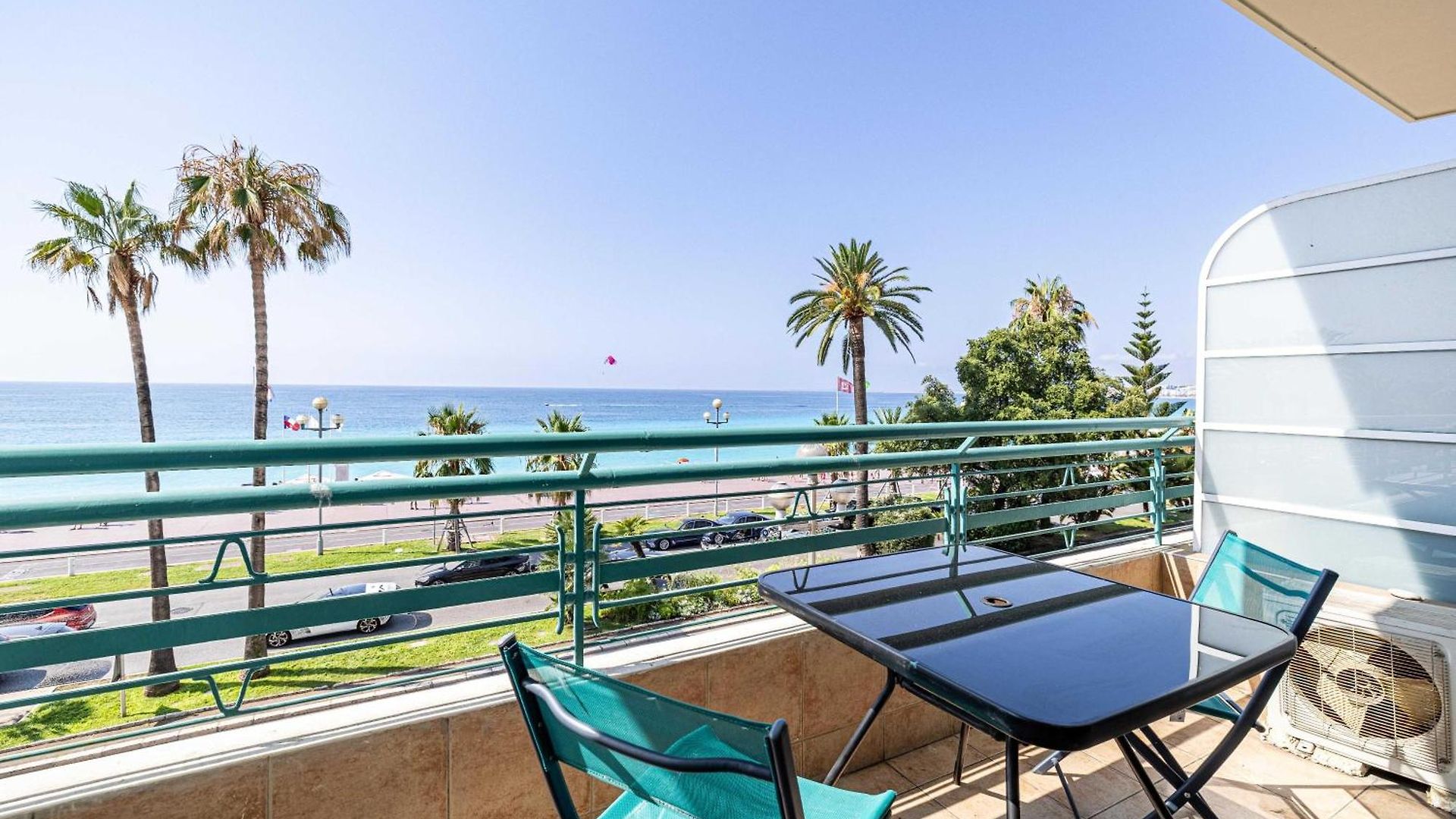 Charming A C 2p By The Seafront - Nice