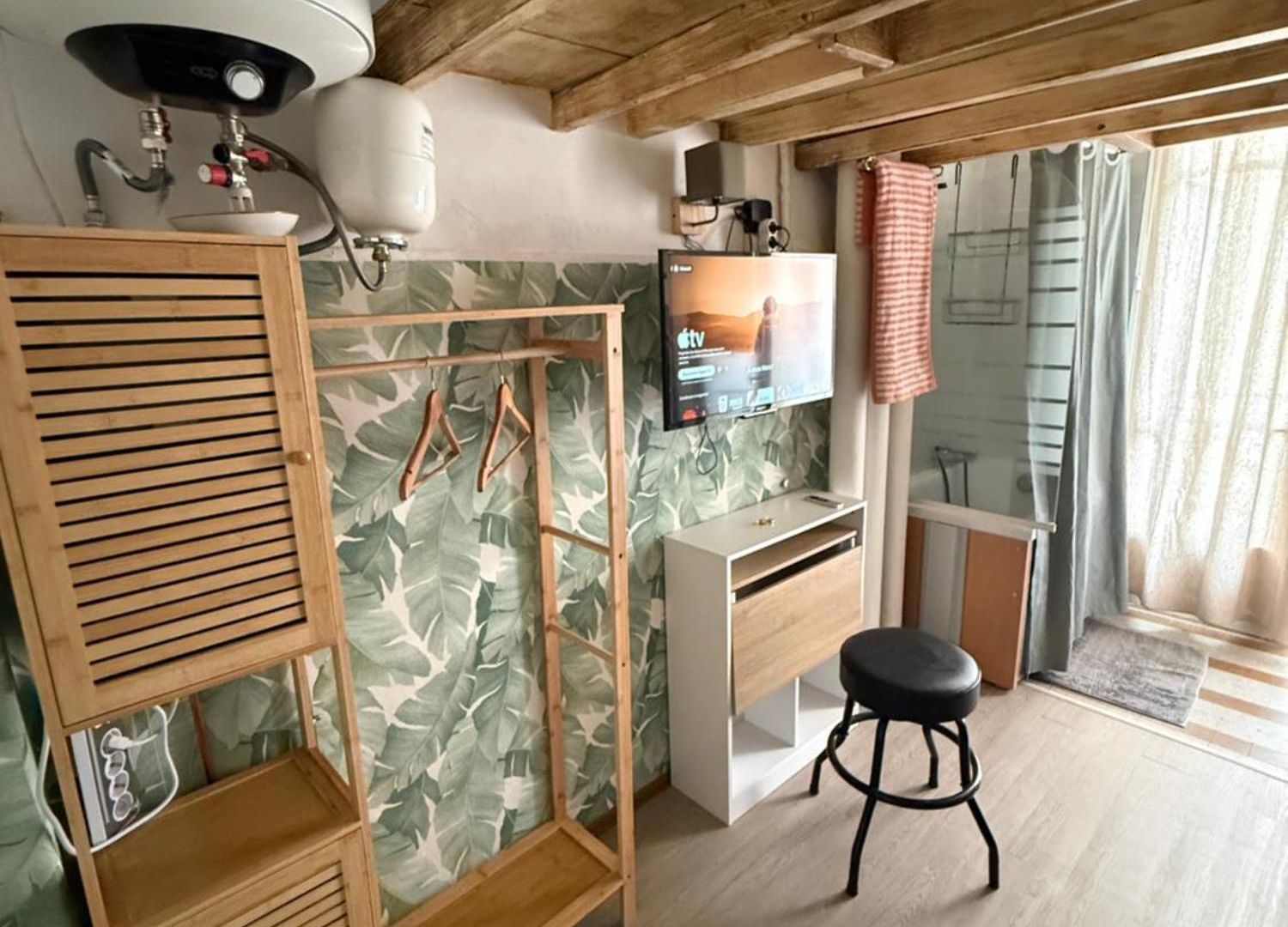 Partie D Appartement, Independant Avec Cuisine A Partager Nice