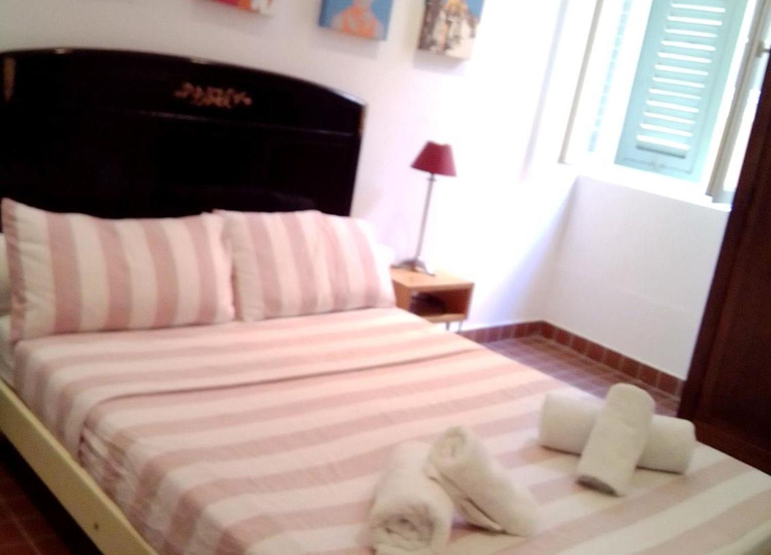 Apartment Location In Nice! 2 Bedrooms Sleeps 4 *