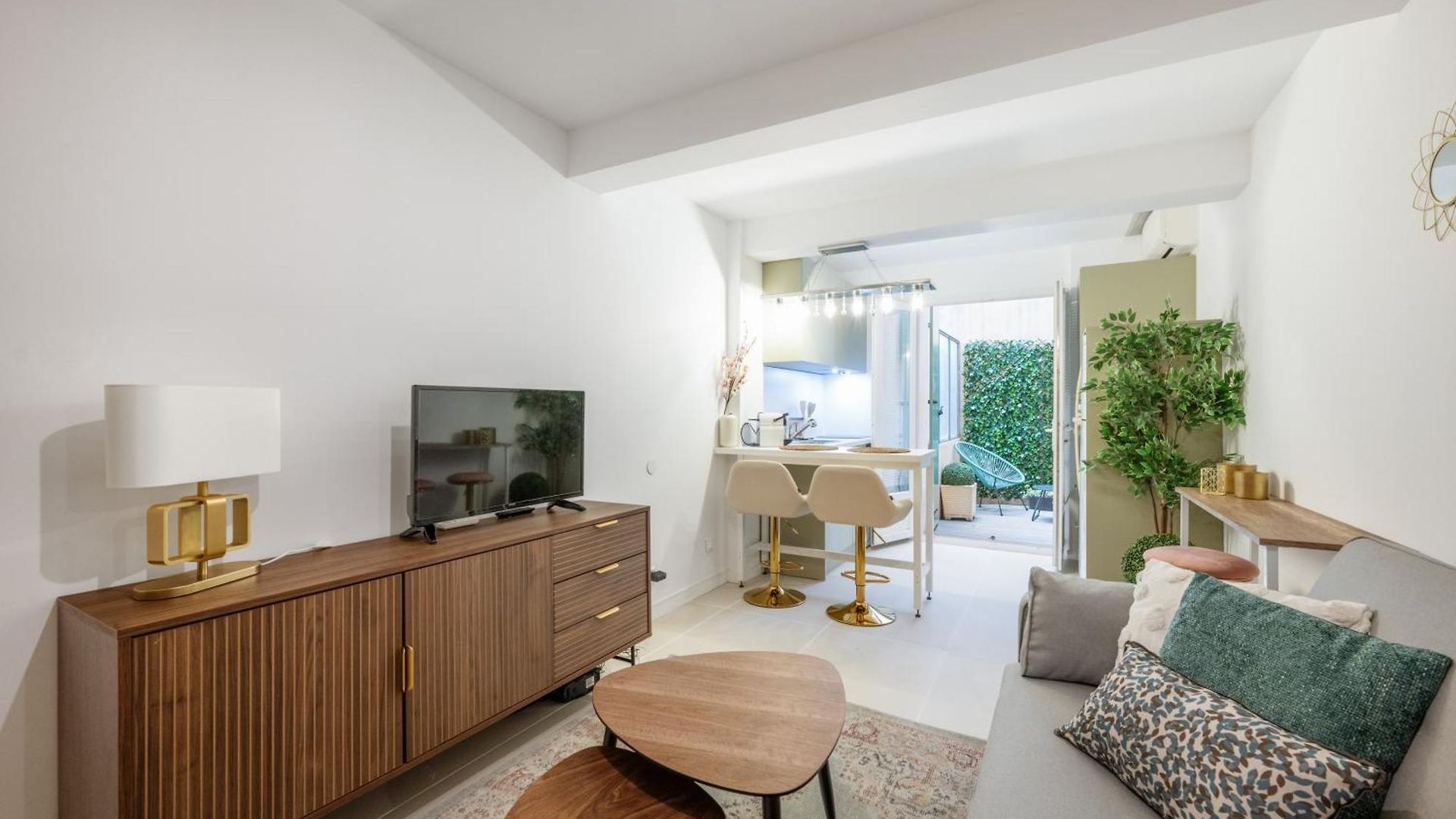 2 Bedroom Near Sea