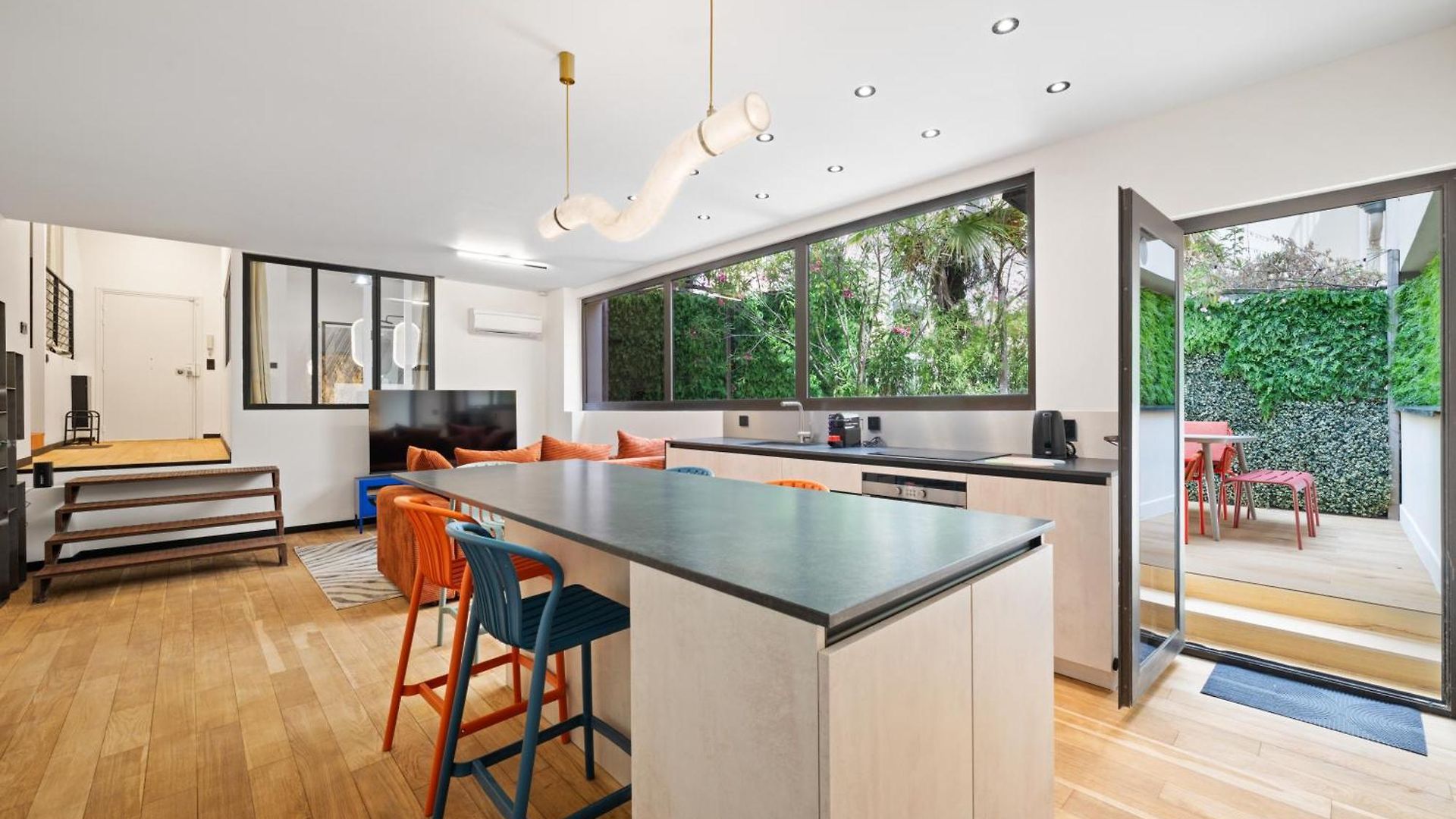 Beautiful Loft In With Terrace - Ac Nice