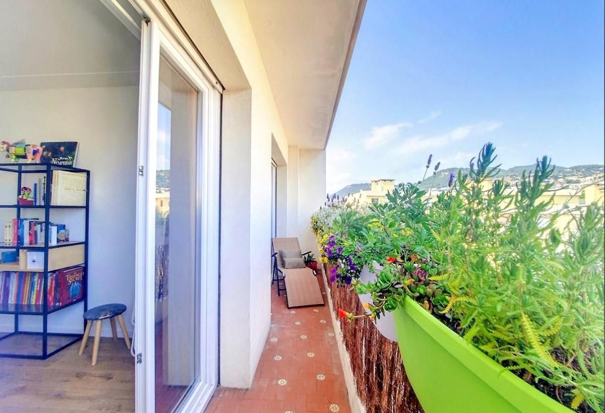 Sun Deck Terrace - Port Of With View And Air Conditioning Nice