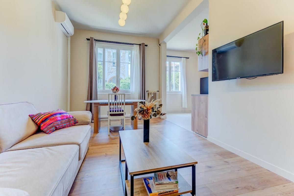 Air-conditioned And Quiet - Casa * Nice