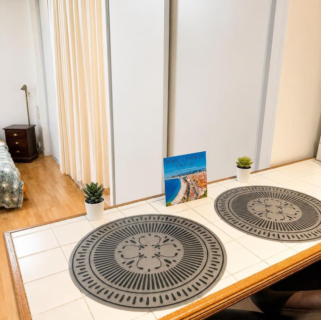 Apartment Lumineux Avec Balcon Quartier Liberation