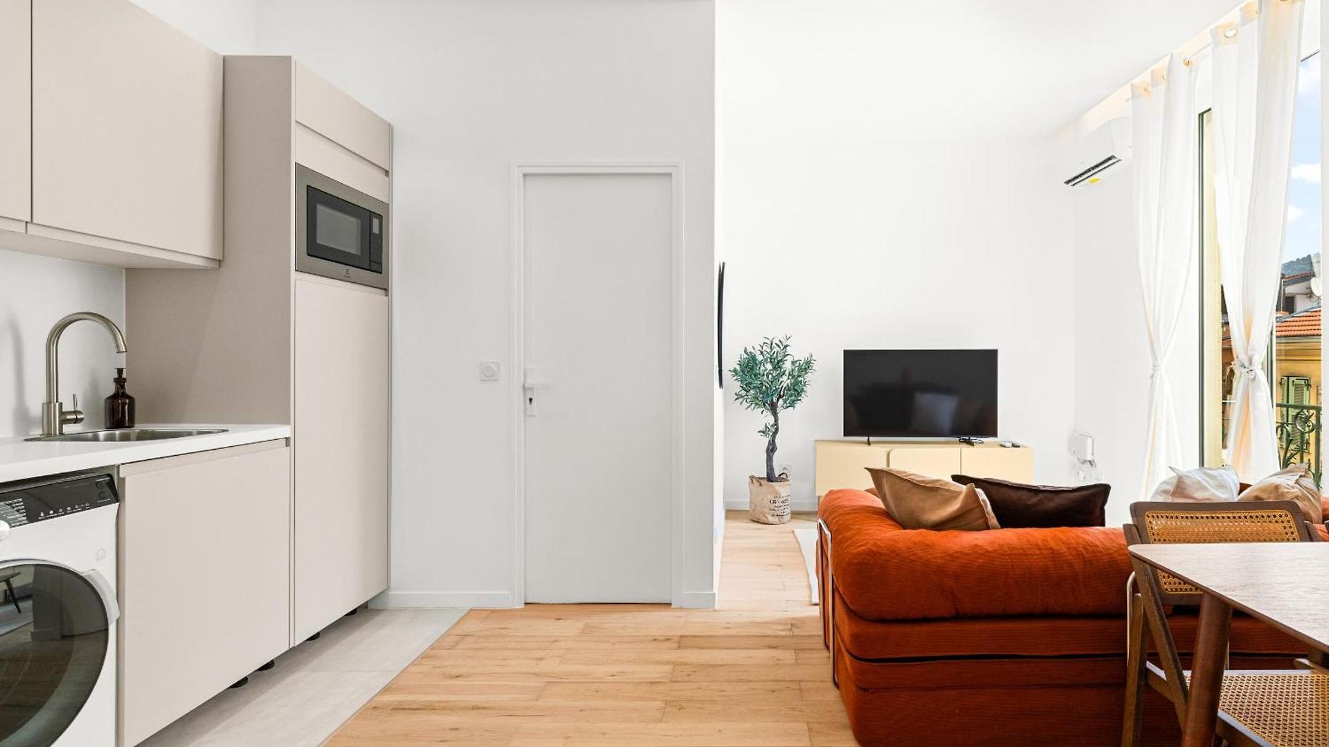 Apartment Bright & Charming 1 Bedroom