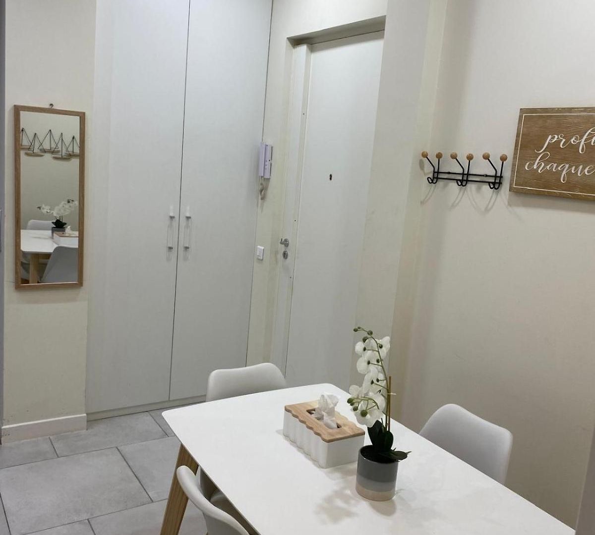 Quiet And Bright In The Heart Of Apartment Nice