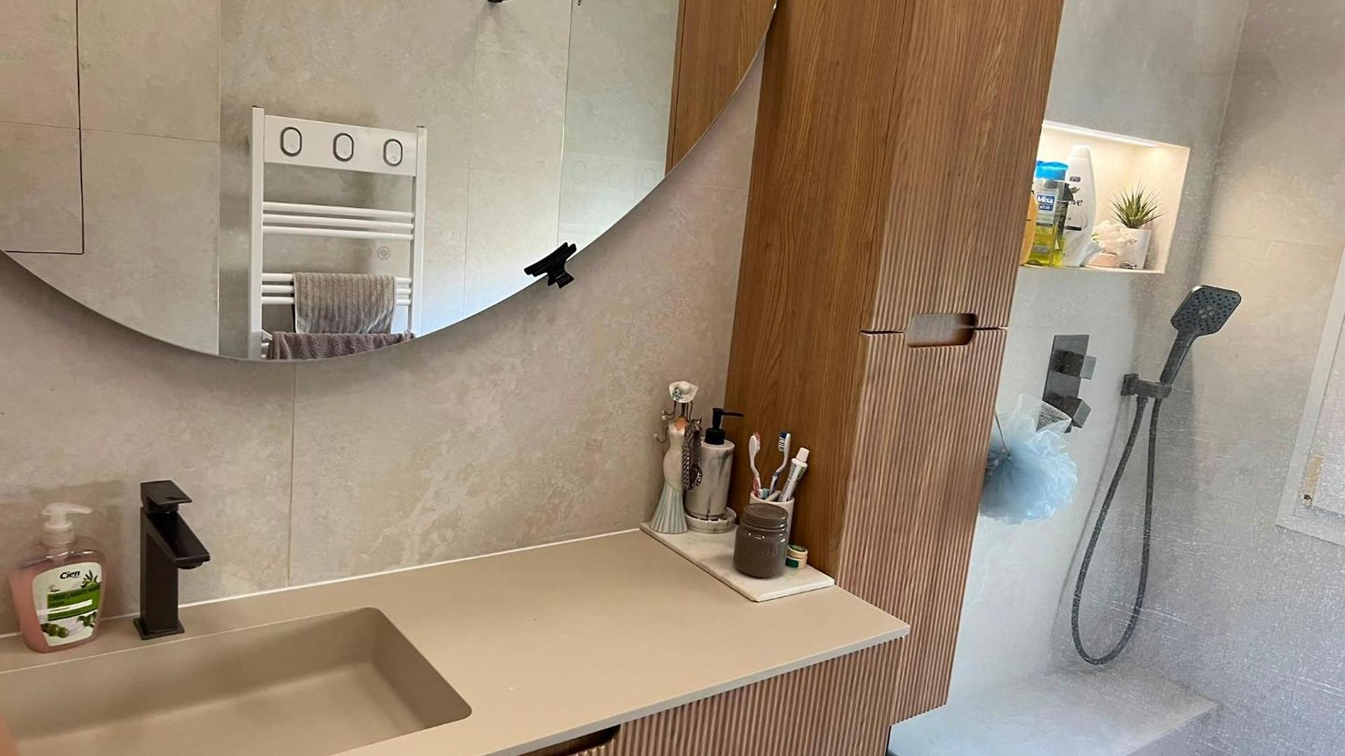 Apartment De Luxe A 5 Minutes De La Promenade Des Anglais, Vu Sur , Proche De Toutes Les Commodites Nice