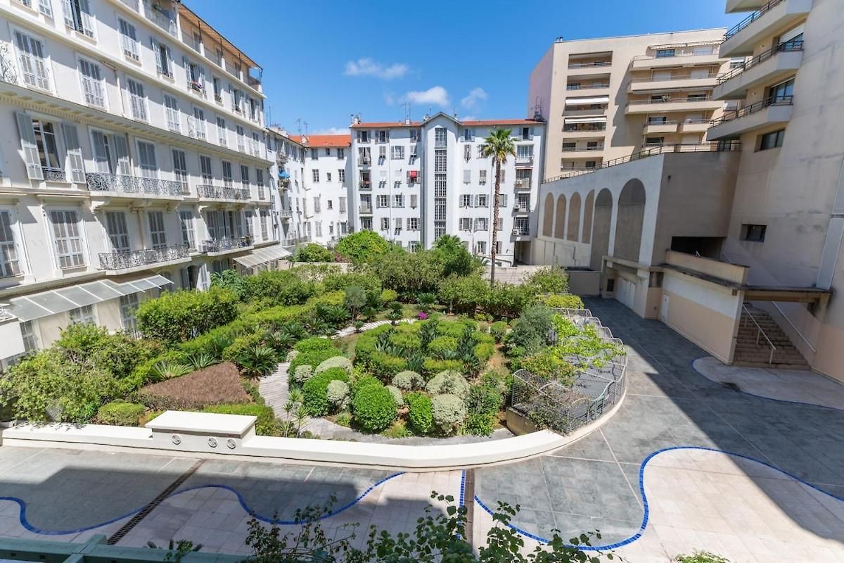 Maison Margot - A Short Walk To The Sea Apartment