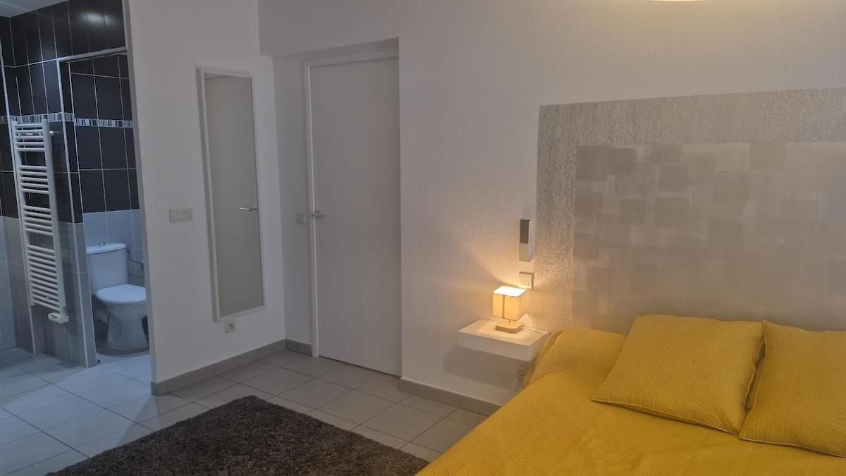 Apartment 2 Pieces, Meridia