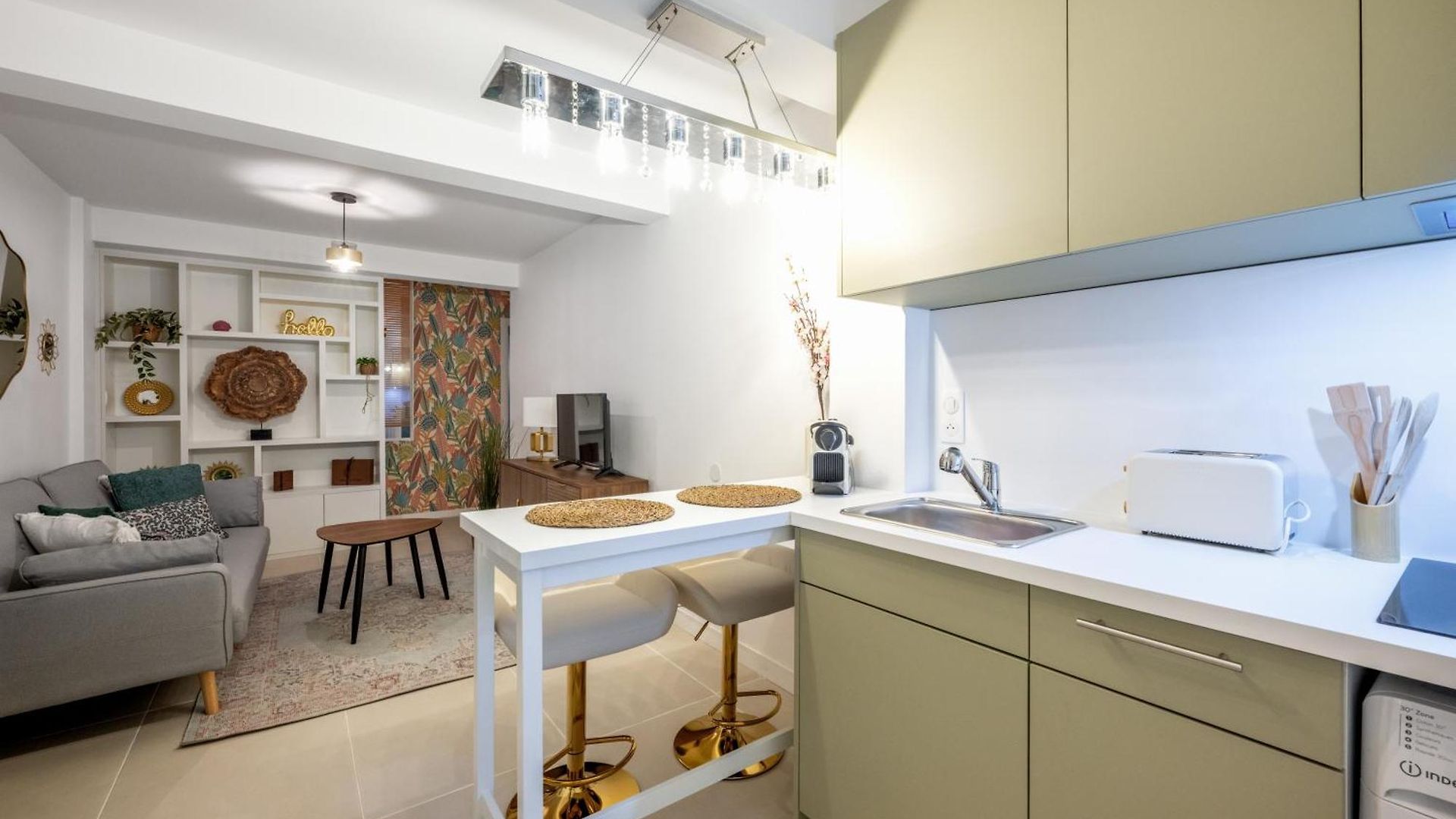 Apartment 2 Bedroom Near Sea *