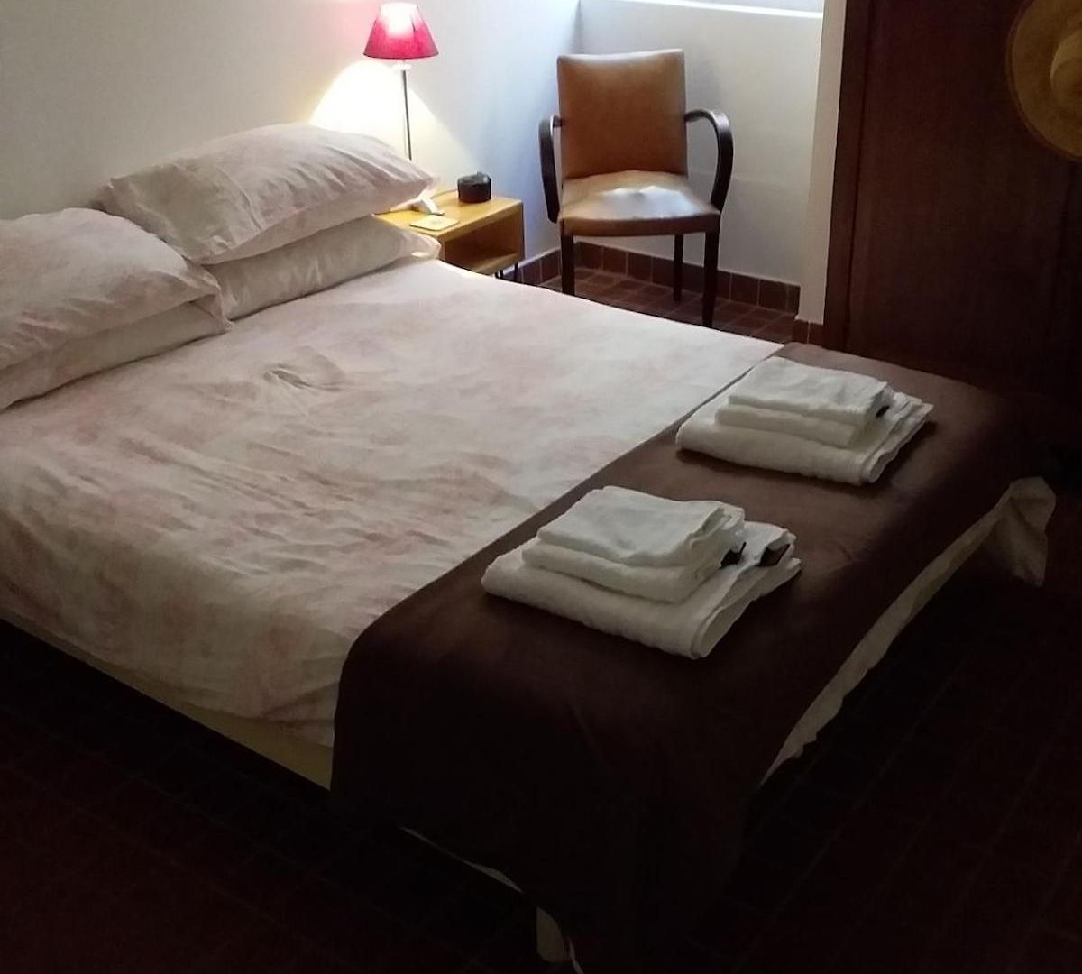 Apartment Location In Nice! 2 Bedrooms Sleeps 4 *