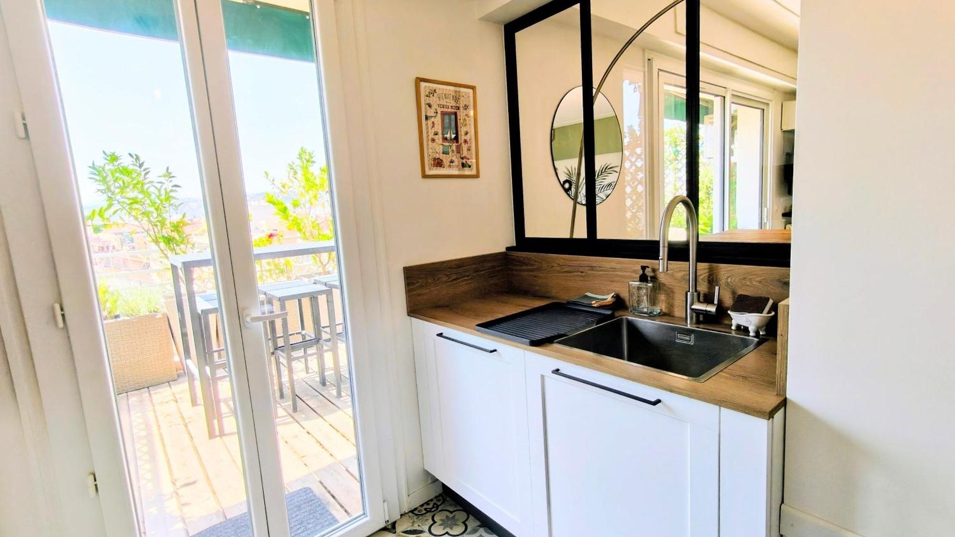 Sun Deck Terrace - Port Of With View And Air Conditioning Apartment *