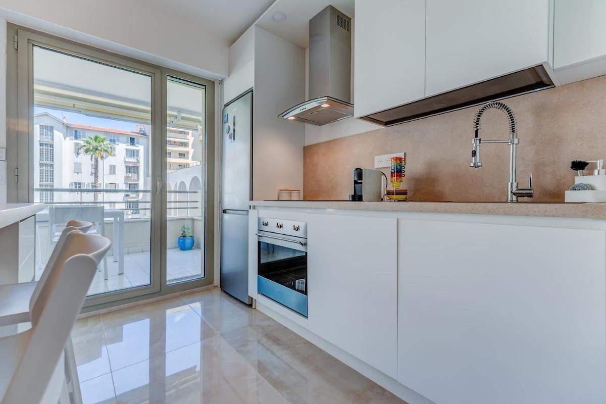 Maison Margot - A Short Walk To The Sea Apartment *