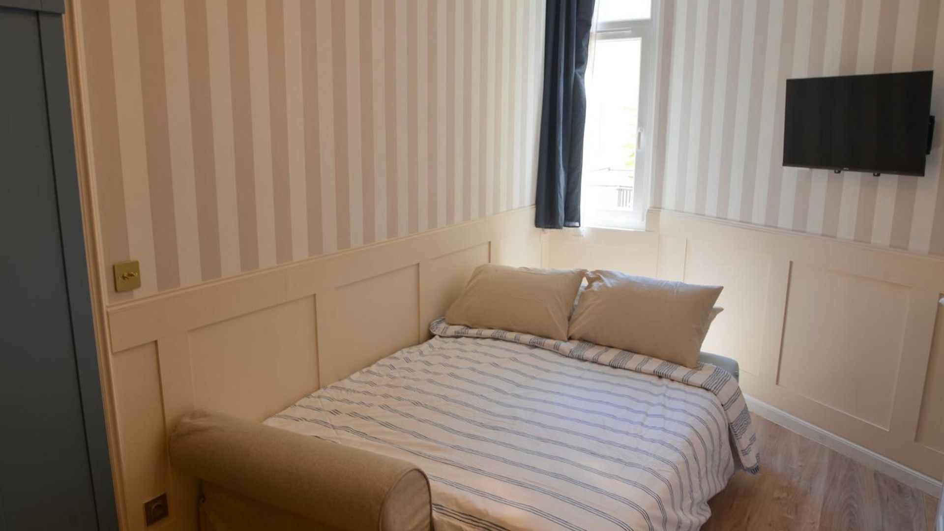 The Sailor's Apartment *