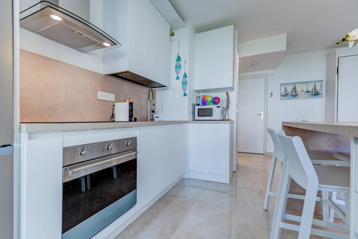 Maison Margot - A Short Walk To The Sea Apartment