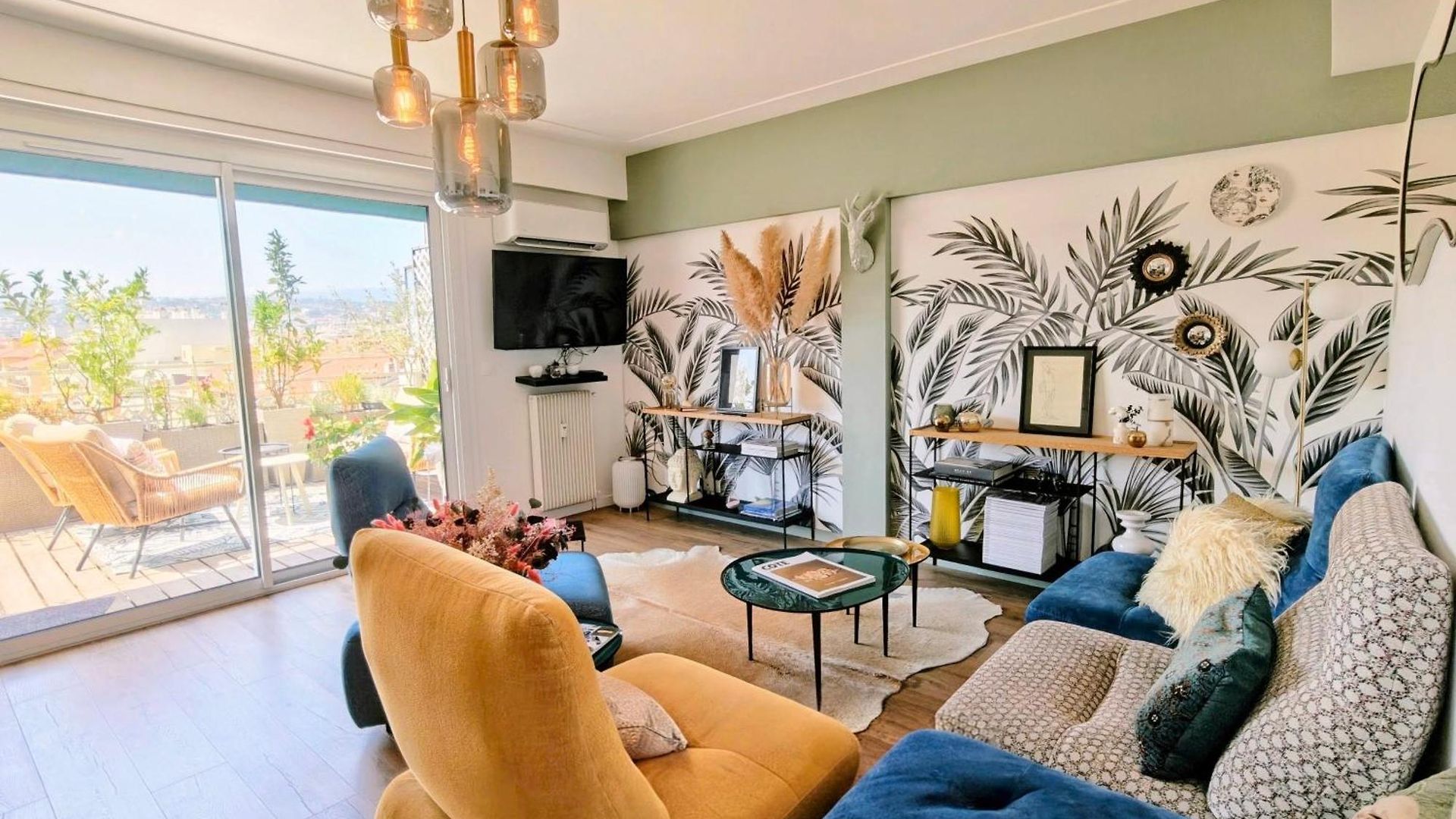 Sun Deck Terrace - Port Of With View And Air Conditioning * Nice