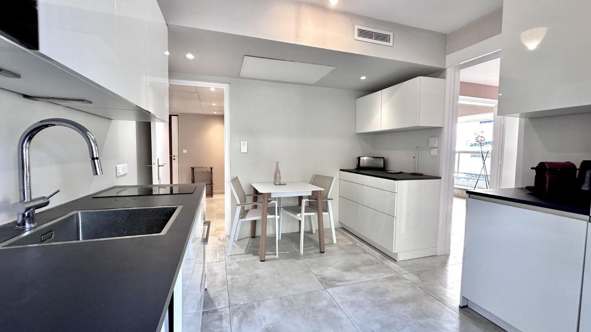 Apartment Cc G Terrasse Massenet - Private Parking Promenade Nice