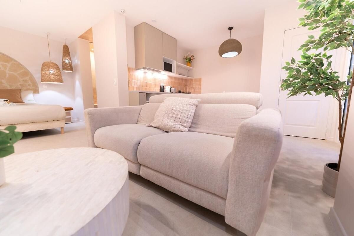 Cocon Inspire Des Pouilles A Deux Pas De La Nice