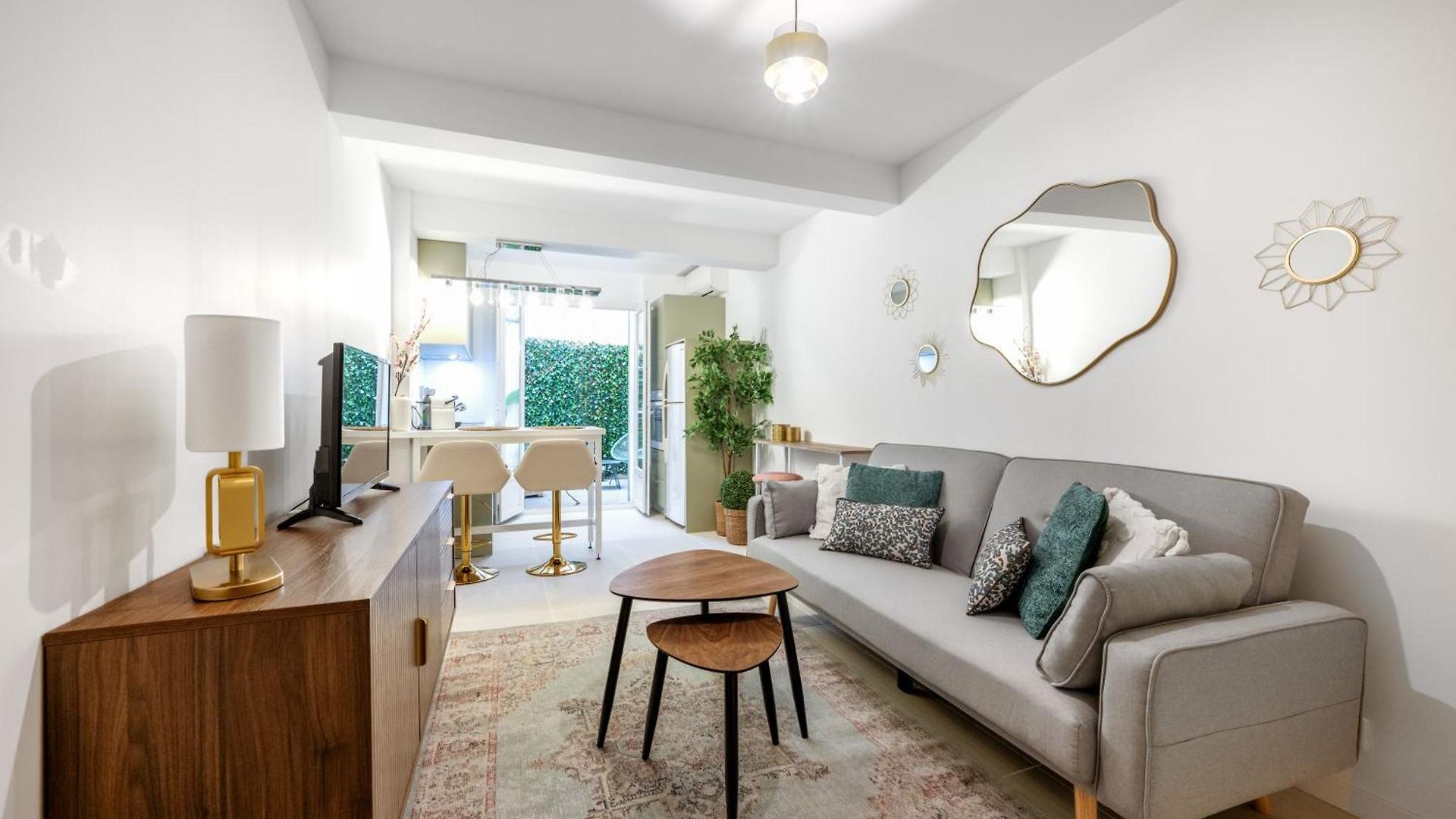 2 Bedroom Near Sea *