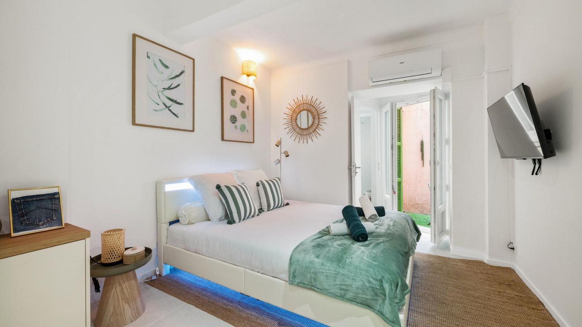 2 Bedroom Near Sea Apartment *