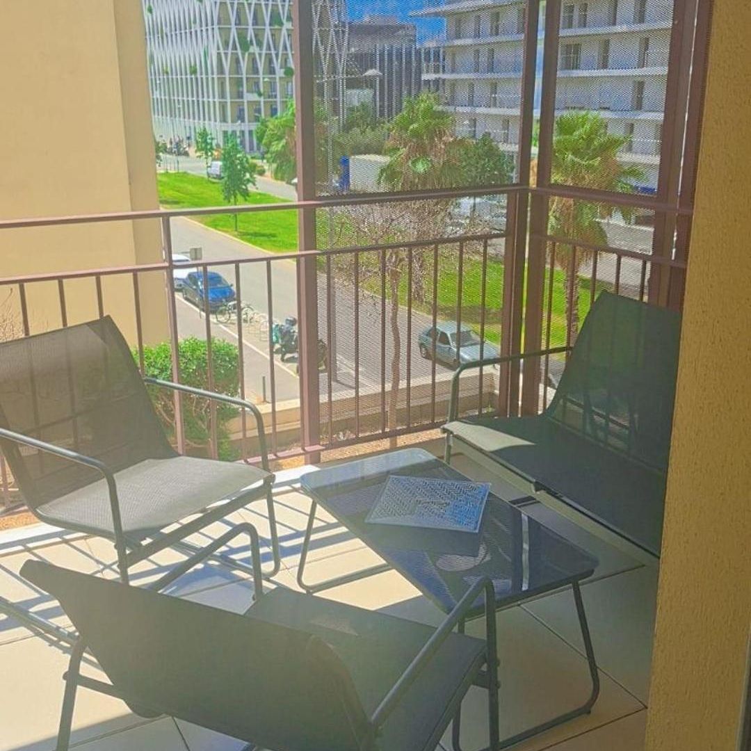 2 Pieces, Meridia Apartment