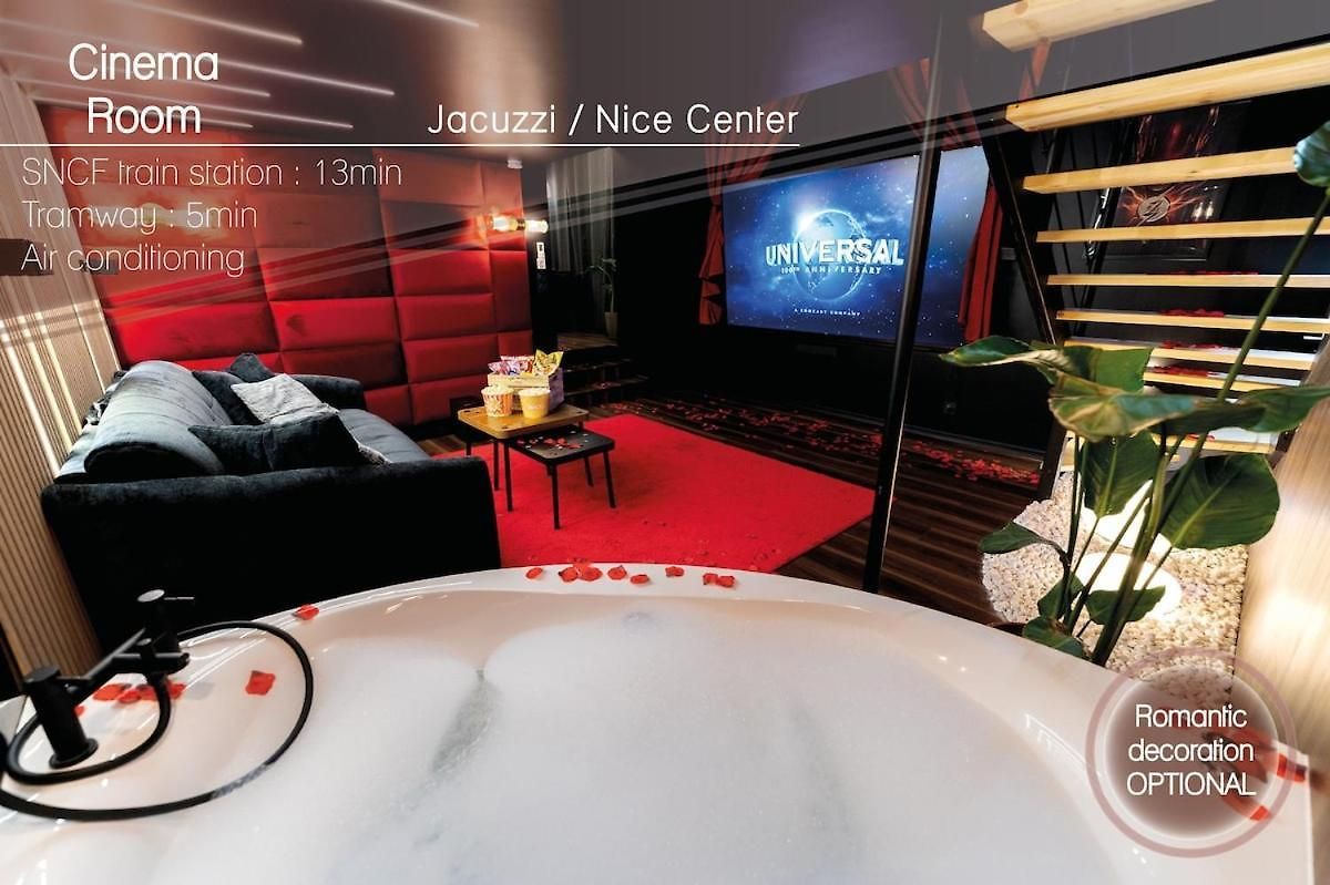 Apartment Cinema Nice