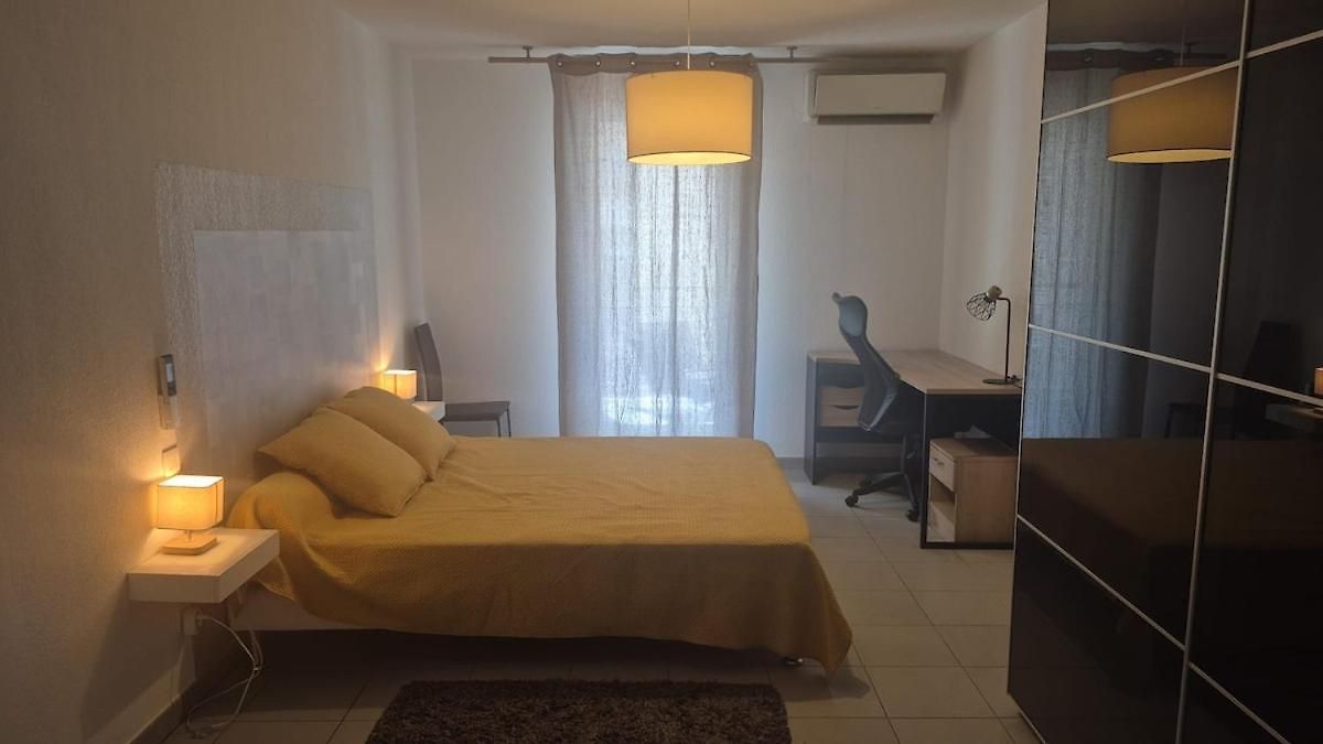 2 Pieces, Meridia Apartment