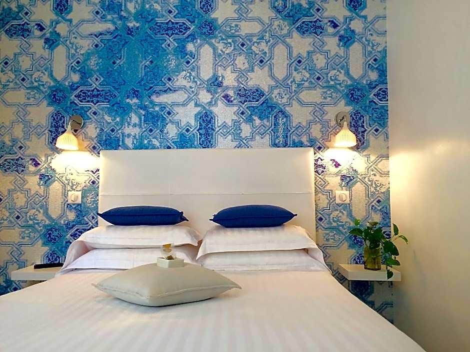 Rose Hotel 3*
