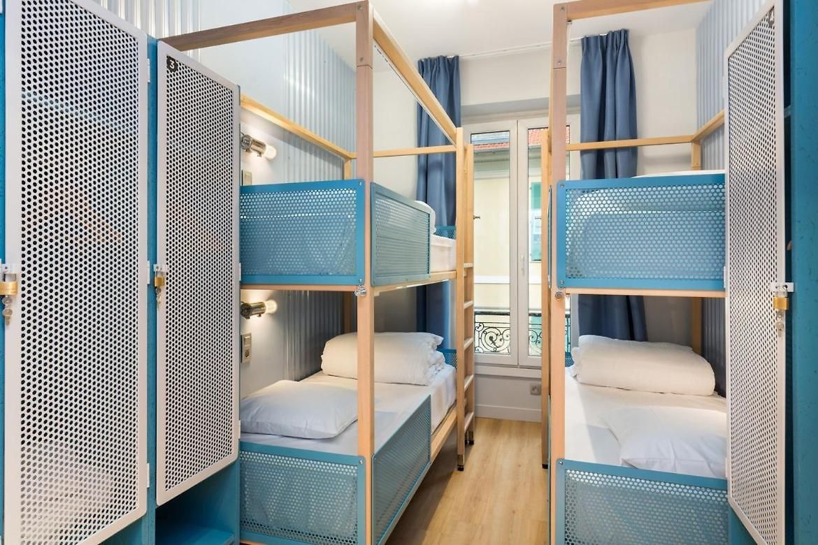 Ozz Auberge de jeunesse *