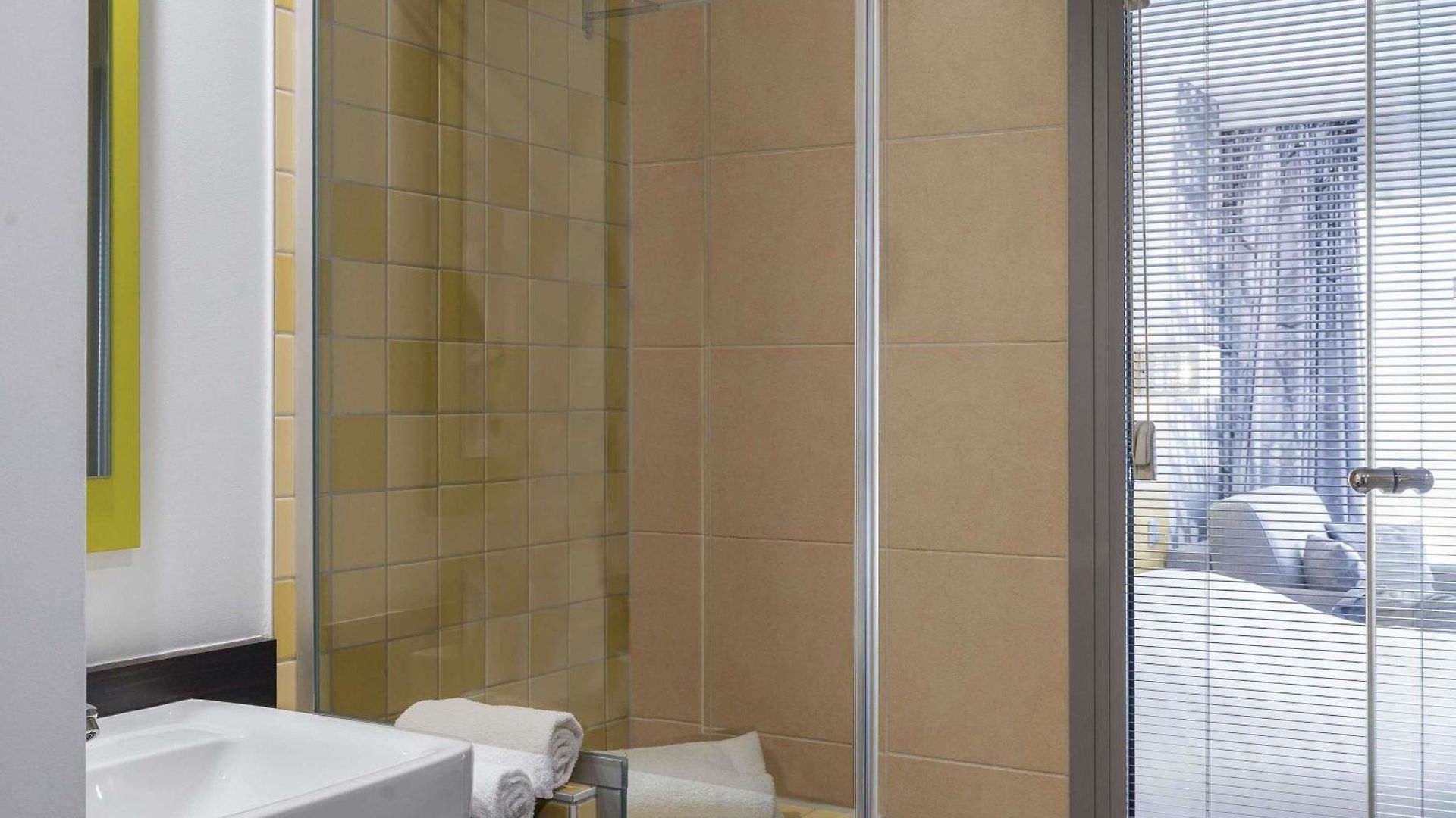 Hotel Ibis Styles Centre Port