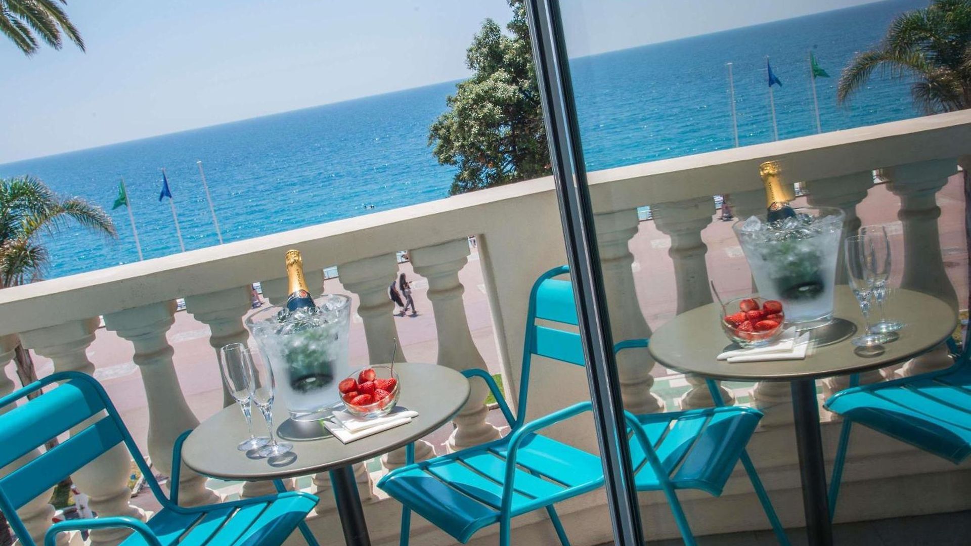 Mercure Marché Aux Fleurs Hotel 4*