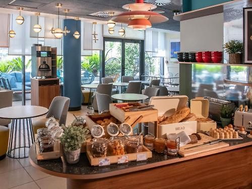 Ibis Styles Aéroport Arenas 3*