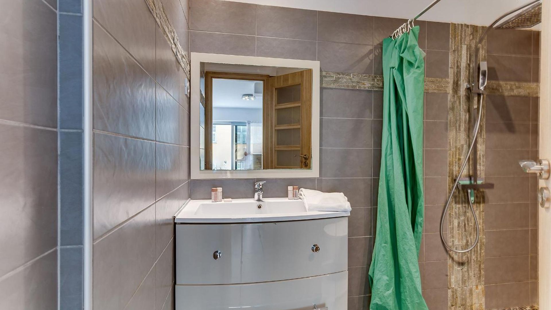 Apartment Suede 2 Ap4208 By Riviera Homes *
