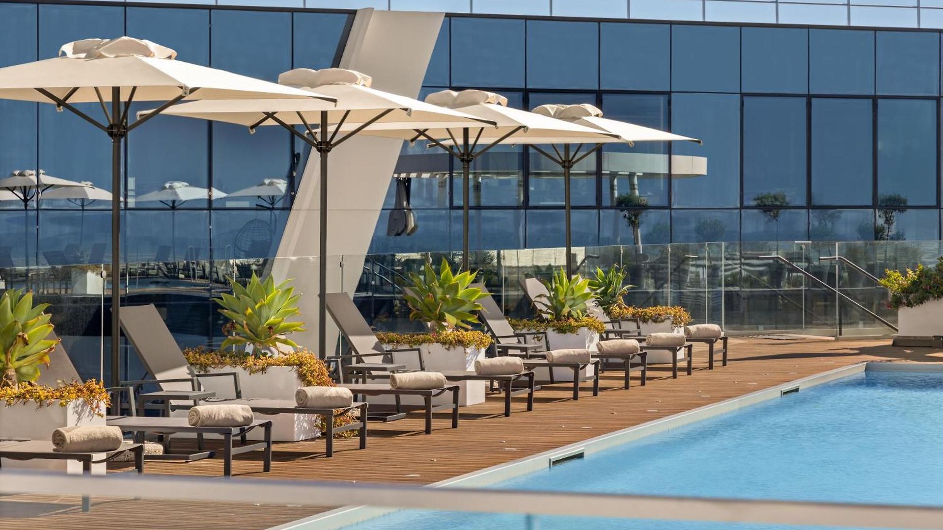 Sheraton 4*