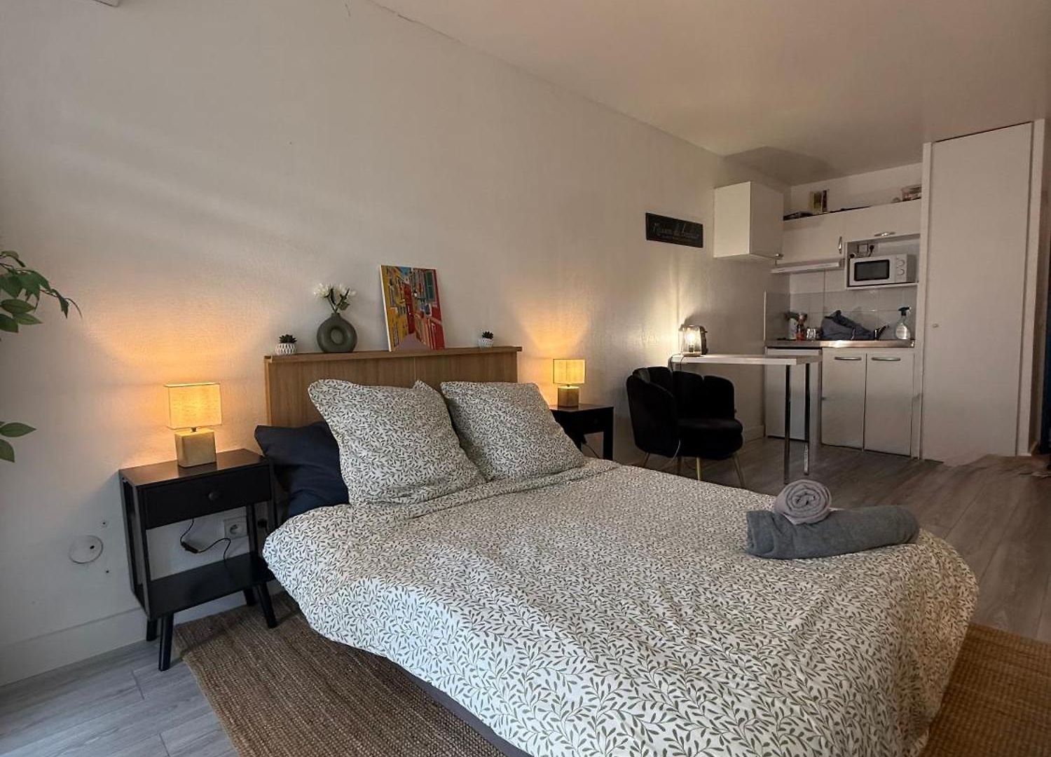 Apartment Bottero-joli Avec Terrasse 5 Mins De La