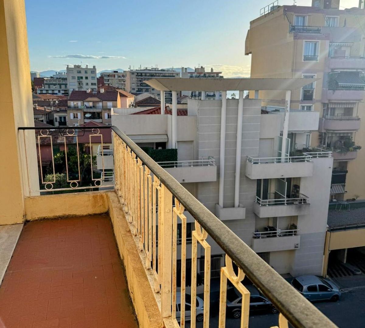 Large With Sea View Nice