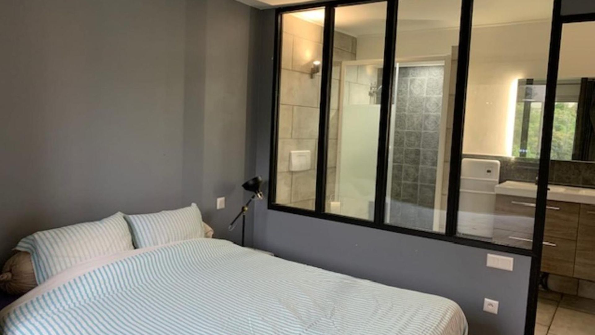 Beautiful 45 M With Balcony In Apartment *