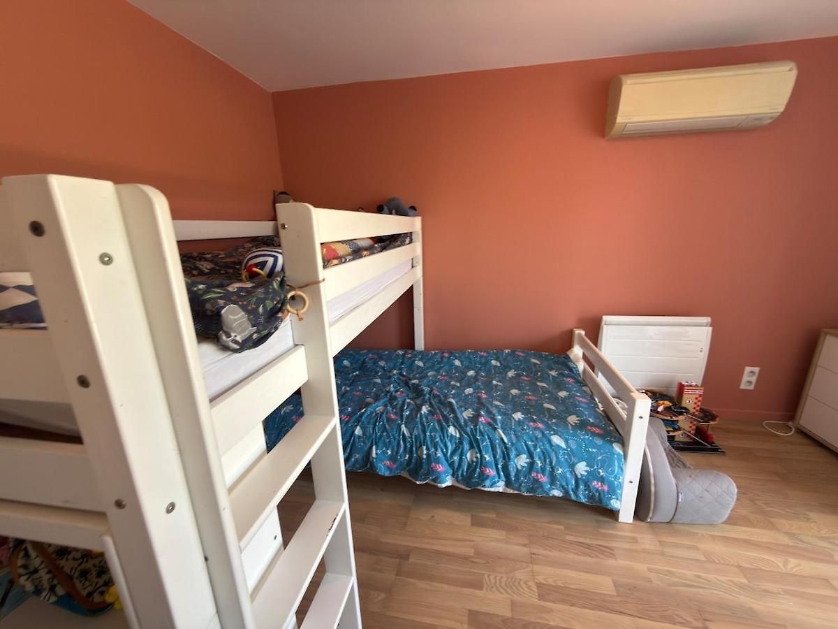 Holiday home Maison De Charme Sur Les Collines, Piscine, Clim Nice
